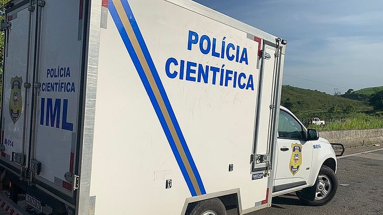 Corpo de homem é encontrado amarrado dentro de um saco, no Centro da capital