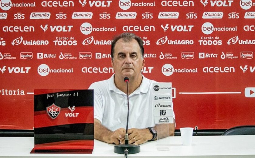 Técnico diz que derrota para o CRB foi ‘vergonhosa’ mas não vai abater o time