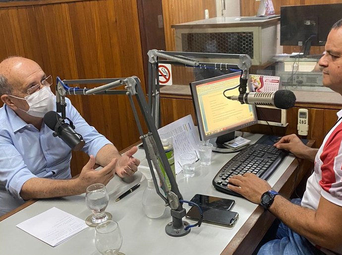 Prefeito Ronaldo Lopes esclarece a população sobre concessão de serviços do SAAE Penedo