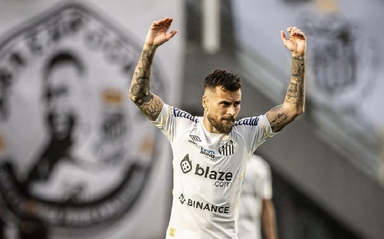 VAR não viu ação de Sebastián como agressão e expulsou Lucas Lima por 'empurrões', revela áudio