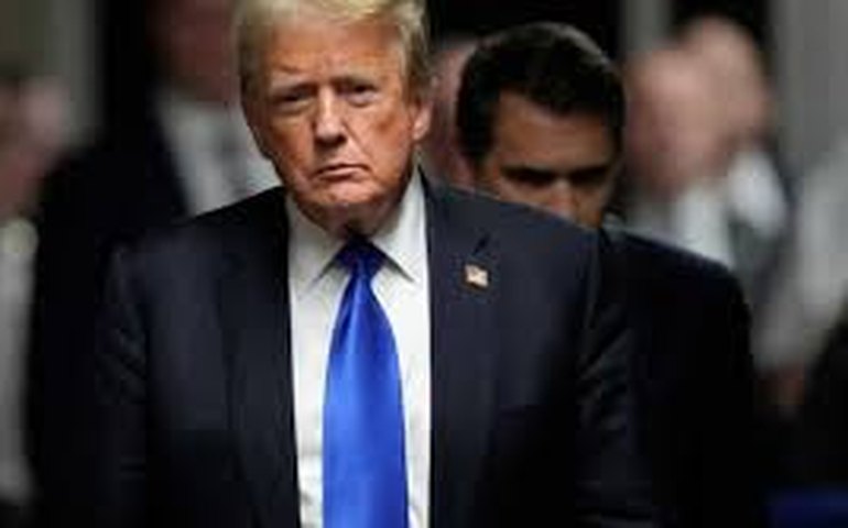 Candidato a vice de Trump critica imprensa e elogia liderança do ex-presidente