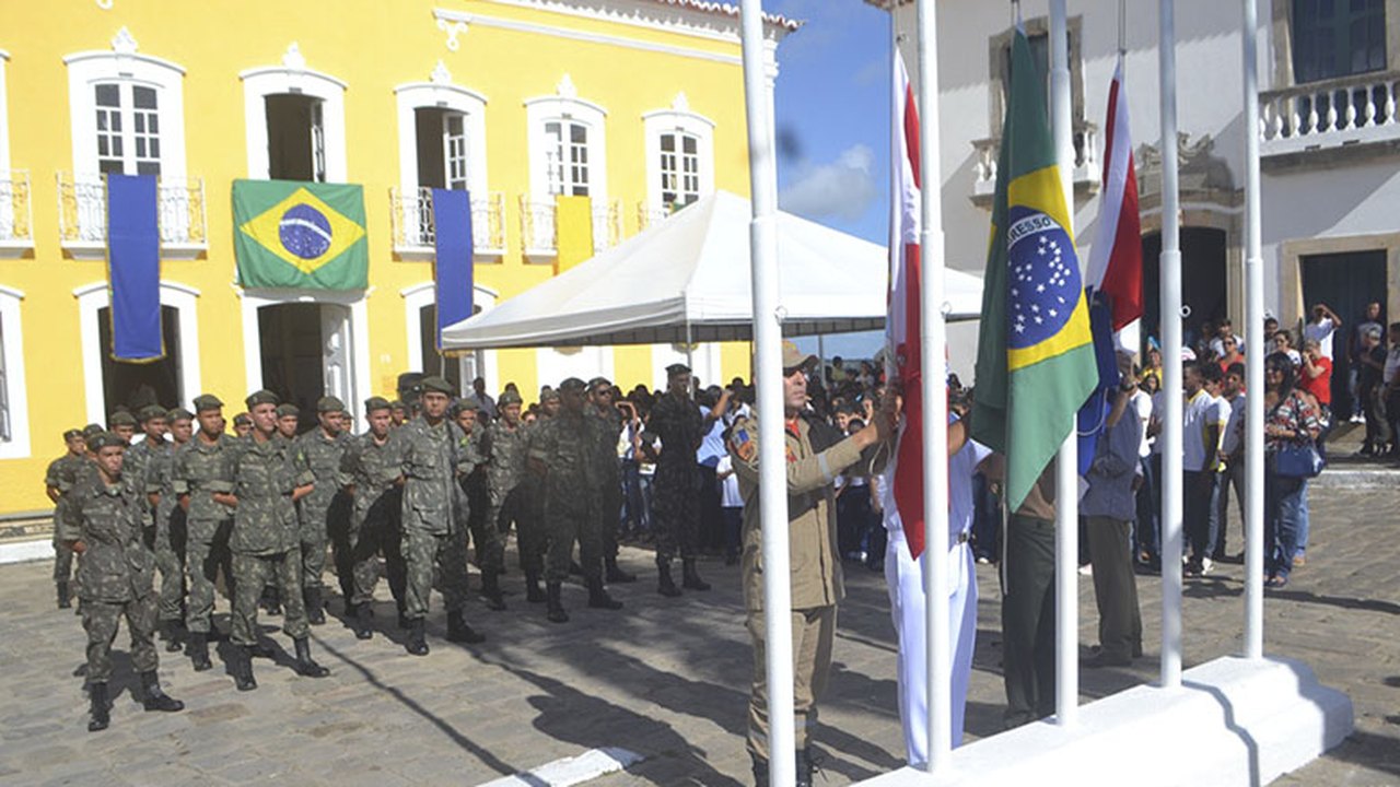 Comemorações da Semana da Pátria iniciam na Praça Barão de Penedo, Centro Histórico