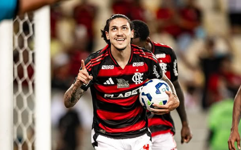 Pedro rebate críticas de Filipe Luís em comunicado e classifica fala como 'desrespeitosa'