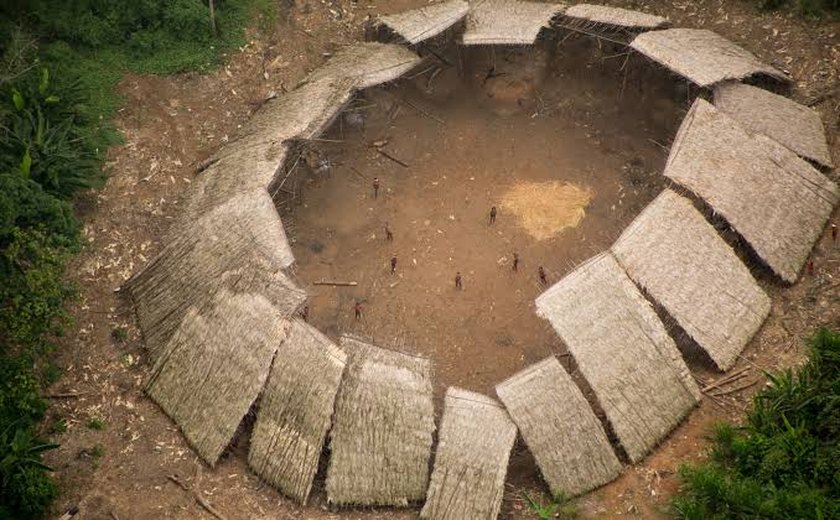Partido questiona proibição de atividade religiosa na Terra Indígena Yanomami