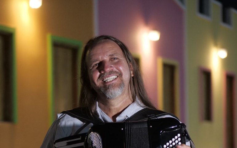 Dorgival Dantas constrói a Cidade do Forró em Olho D’Água do Borges