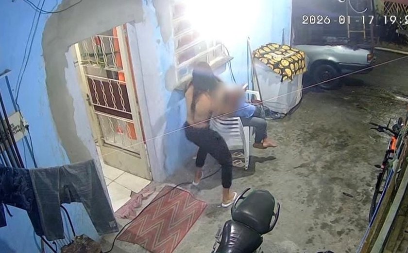 Alagoana é morta a facadas dentro de casa enquanto segurava o filho na zona norte de São Paulo