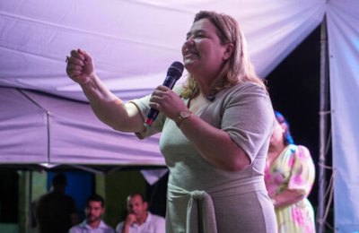 Prefeita Eronita Sposito anuncia pagamento integral de salários e 13º para servidores