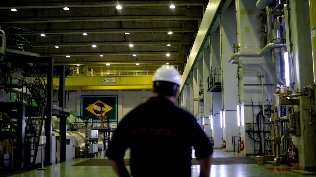 Cooperação militar com Rússia pode reduzir dependência do Brasil, diz analista