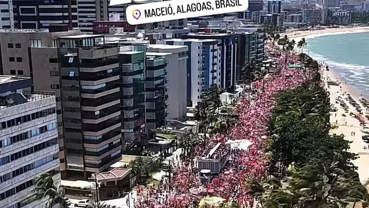 “Mais de um quilômetro”: Ronaldo Medeiros mostra multidão pró-Lula em Maceió; veja vídeo