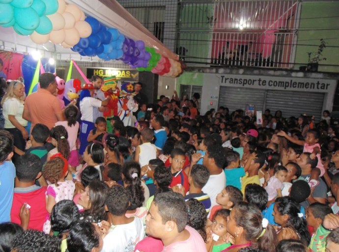 Prefeitura de Santana do Mundaú faz festa para comemorar Dia das Crianças