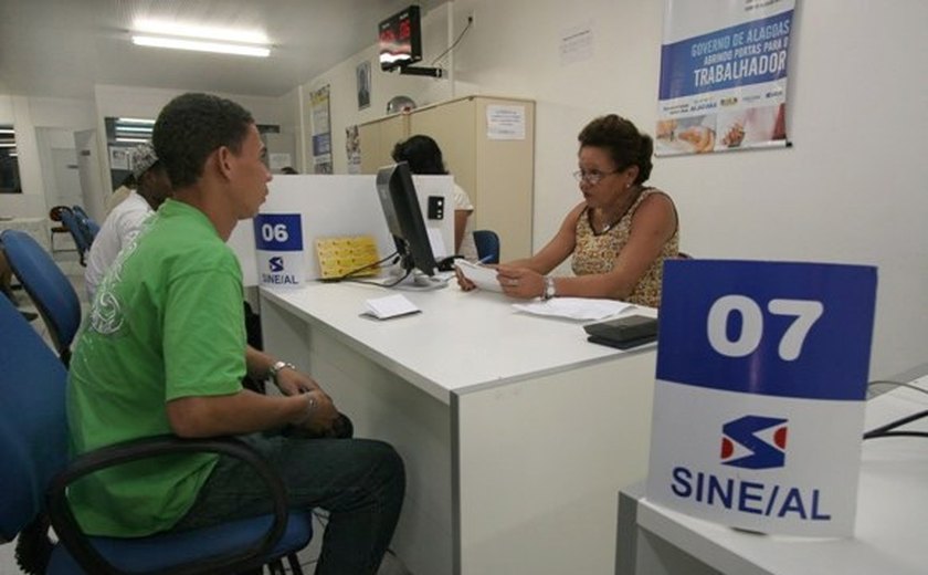 Secretário contabiliza crescimento de 30% no atendimento do Sine