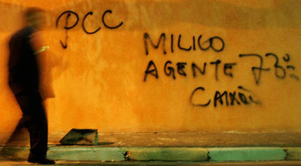 pichacao-do-pcc-em-muro-de-sao-paulo-31072023103527801