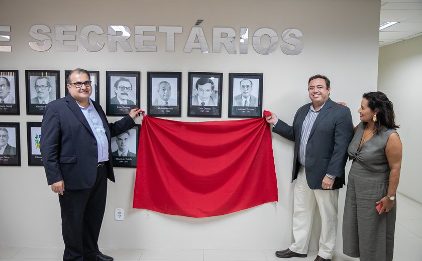 George Santoro e Artur Rogério Ferreira recebem homenagens na Galeria dos Secretários da Sefaz AL