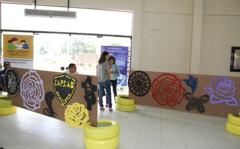 Terapia: usuários do Caps-AD fazem artesanato e expõem peças em Arapiraca