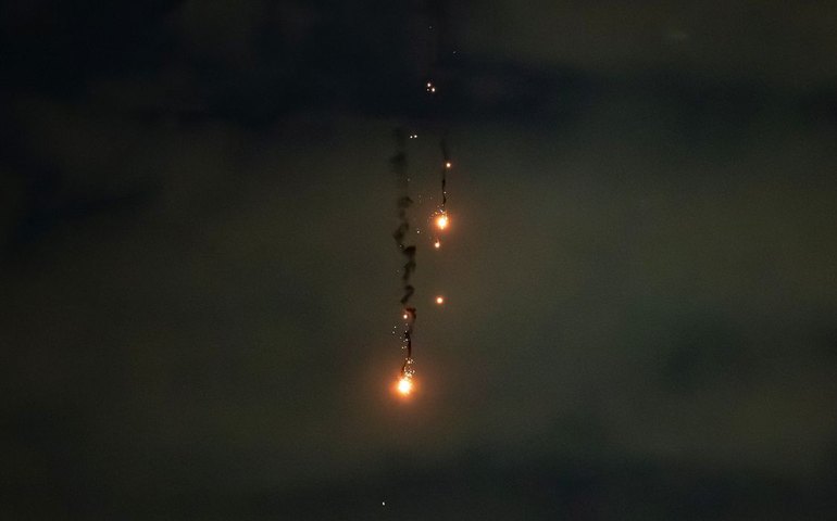 Rússia ignora ameaças de Trump e mata ao menos 20 em ataques à Ucrânia