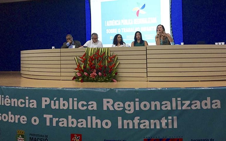 Maceió sedia audiência pública sobre Trabalho Infantil