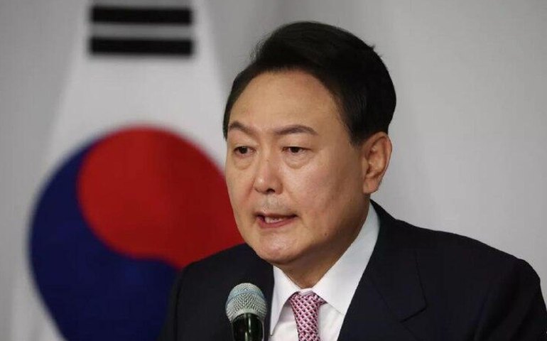 Ex-presidente sul-coreano é condenado à prisão perpétua