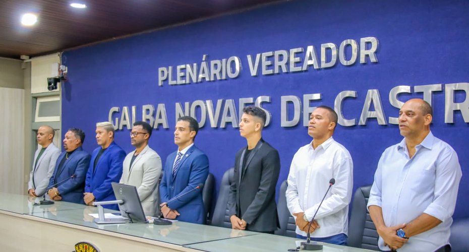 Câmara homenageia trajetória musical do Boca de Forno com a Comenda Nelson da Rabeca