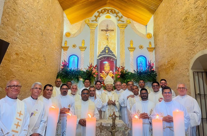 Padre Valdo Omena é empossado como novo pároco da Paróquia Santo Amaro, em Paripueira