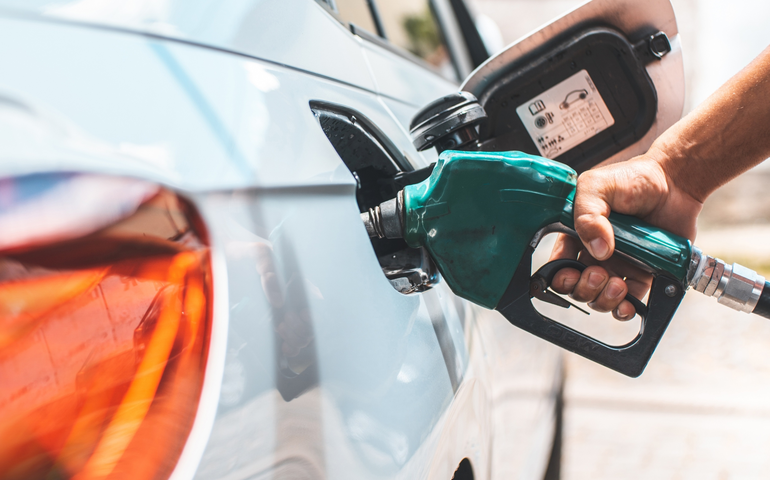 Apesar de aumentos, gasolina em Maceió está mais barata que em março do ano passado