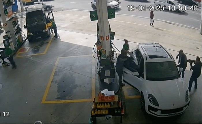 Polícia Civil prendeu um homem apontado como líder do Primeiro Comando da Capital)em Alagoas