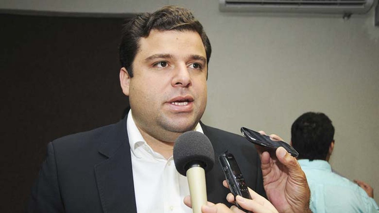 Prefeitura de Maceió entrega quadra poliesportiva de Ipioca nesta quarta