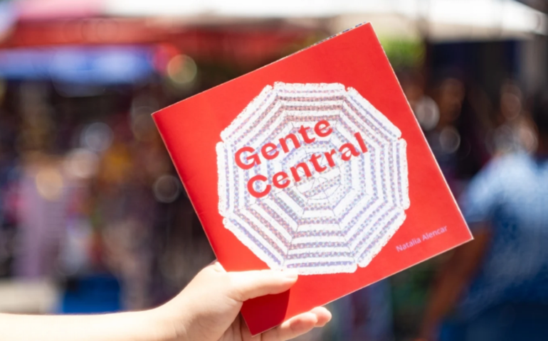 Artista visual alagoana lança livro inspirado no Centro de Maceió