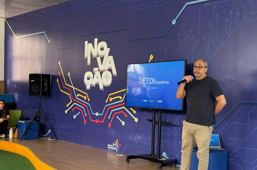 Imersão capacita instrutores de dez municípios para preparação do OxeTech Academy