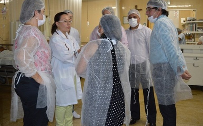 MS e Sesau realizam visita técnica ao Hospital Santa Rita em Palmeira