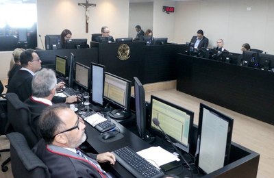 TRT/AL declara inconstitucionalidade da cobrança de honorários a beneficiários da justiça gratuita  