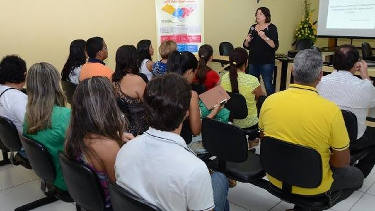 Cerest Estadual capacita técnicos municipais sobre identificação dos fatores de risco no ambiente de trabalho