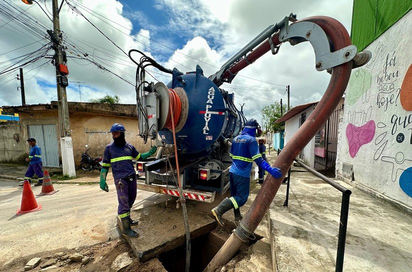 Infraestrutura retirou mais de 400 toneladas de entulho do sistema de drenagem em outubro
