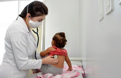 Estado entrega clínica da família no Jacintinho nesta terça