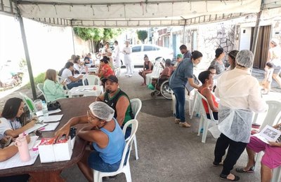 Tenda da Saúde Jatiúca promove atendimentos médicos na parte alta de Maceió