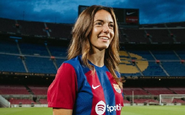 Quem é Aitana Bonmatí, meia do Barcelona que brilhou na vitória espanhola contra a Suíça