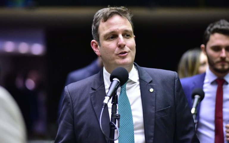 Comissão aprova diretriz para segurança de mulheres e crianças em banheiros públicos