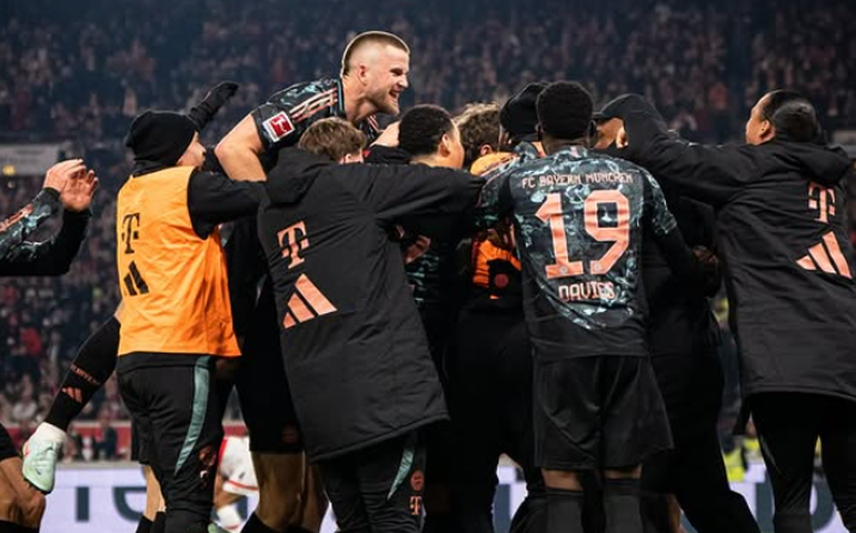 Bayern 'ganha' dois gols de presente, vira diante do Stuttgart e amplia boa vantagem no Alemão