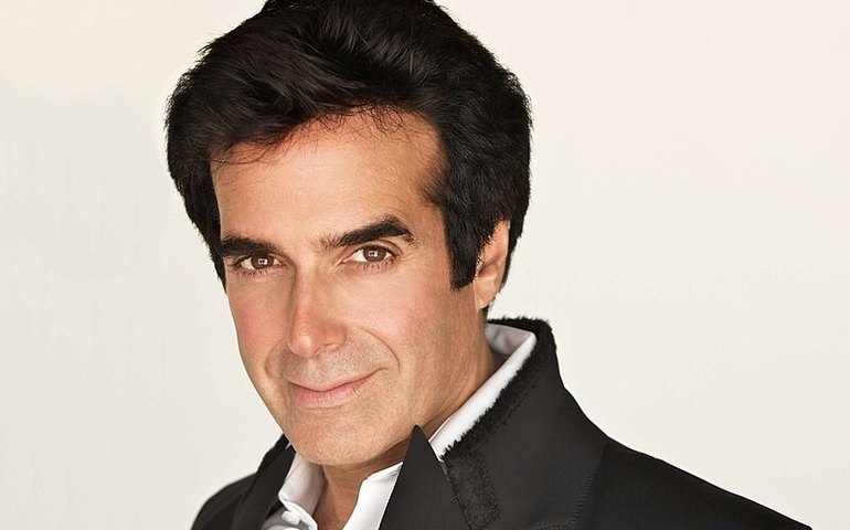 David Copperfield é processado após  má conservação de sua cobertura ameaçar estrutura do prédio em Nova York; veja fotos