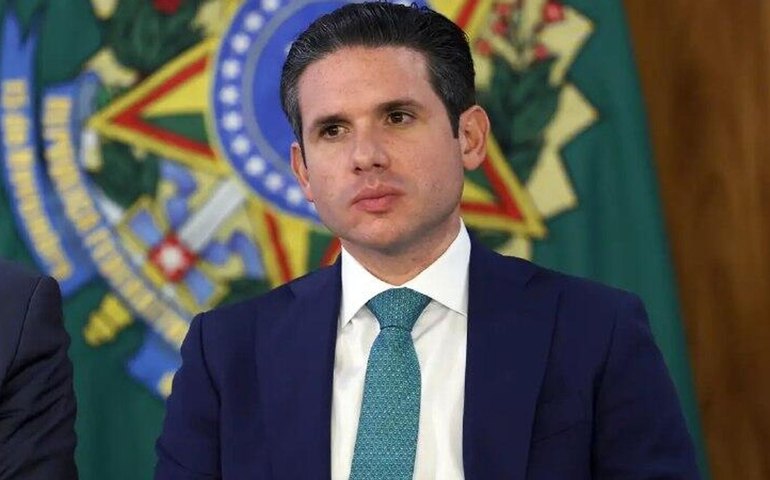 Hugo Motta afirma que Judiciário atua conforme a lei em operações contra deputados