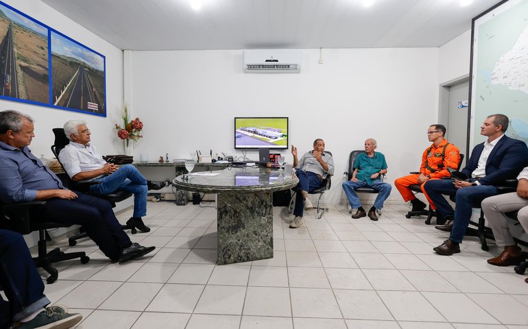 Estado discute fortalecimento da infraestrutura aeroportuária em Alagoas