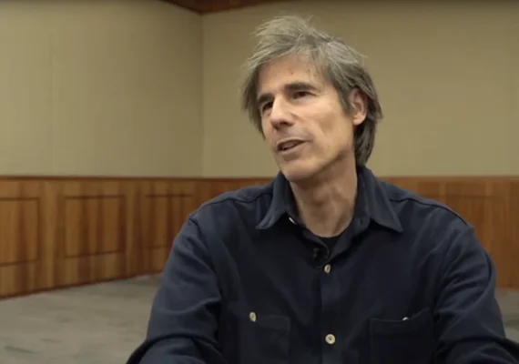 Academia do Oscar vai homenagear diretor brasileiro Walter Salles