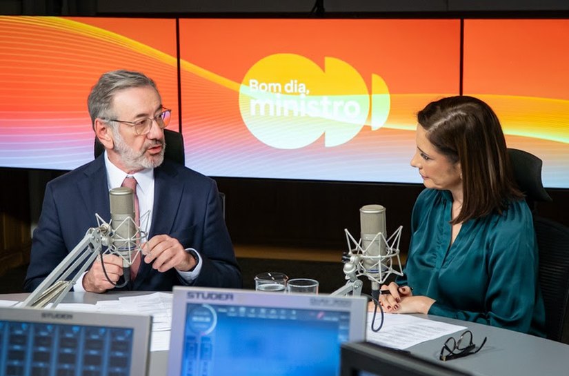 “O Governo tem fortalecido a indústria automotiva no Brasil”, destaca Márcio Elias Rosa