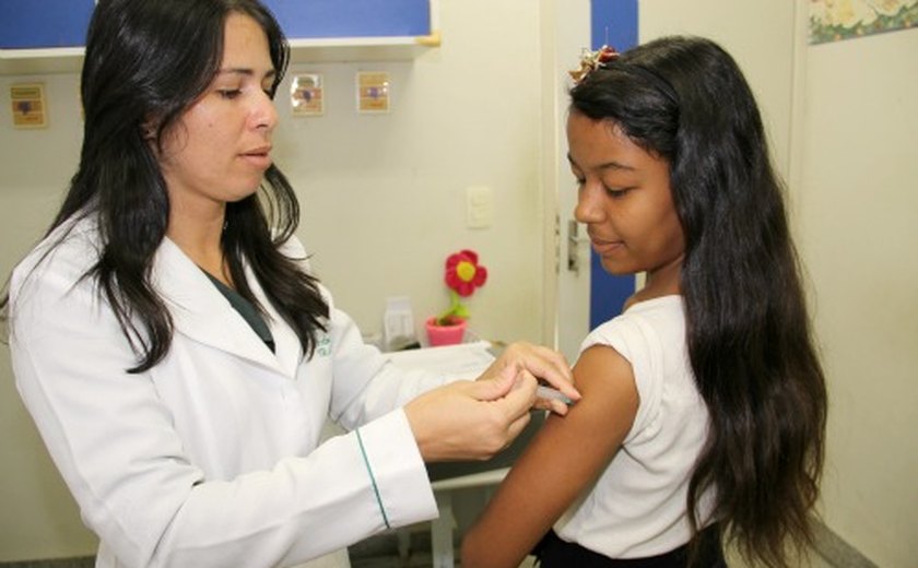 Arapiraca já vacinou mais de 52% das meninas contra HPV