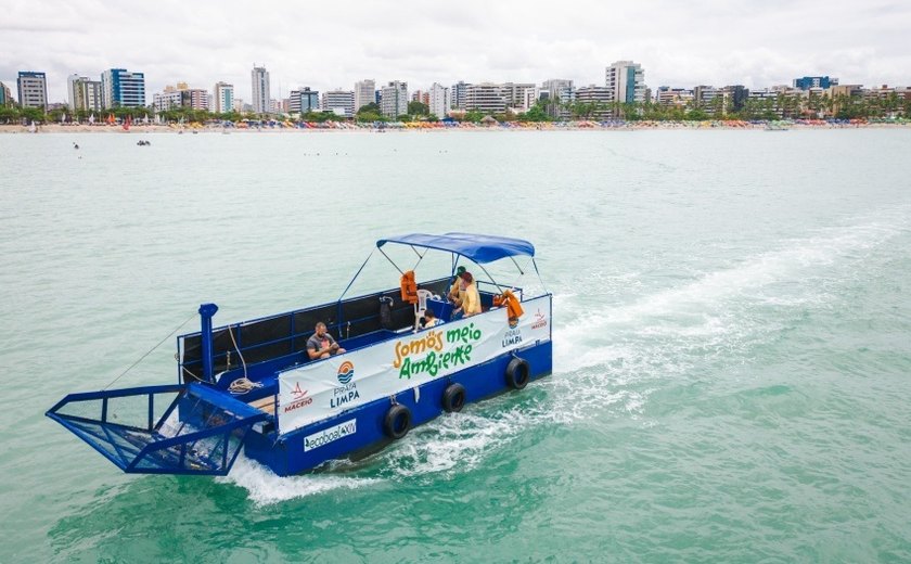 Ecoboat retira mais de mil toneladas de lixo da lagoa Mundaú e praias de Maceió