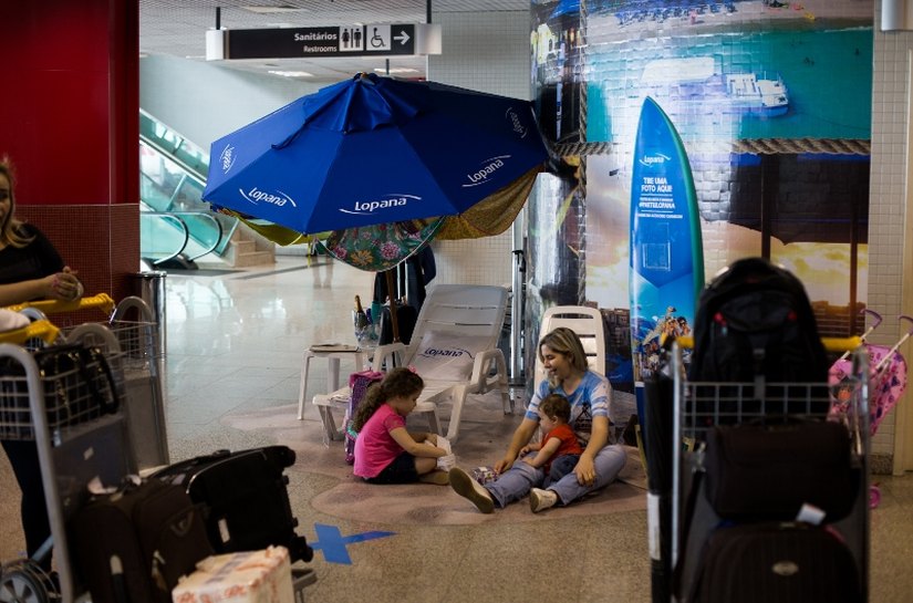 Lopana dá boas-vindas aos turistas com beach lounge no aeroporto de Maceió
