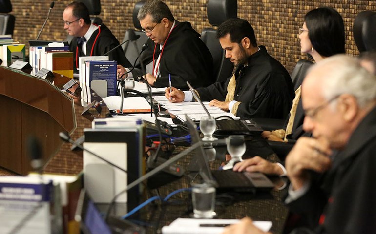 Pleno do TJ tem revisão criminal de acusado de matar modelo em Marechal