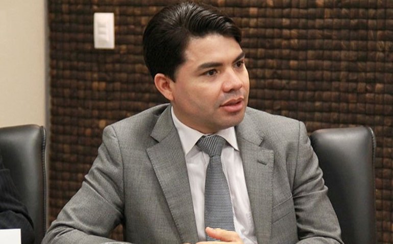 Assembleia concede título de Cidadão Honorário ao presidente da Almagis