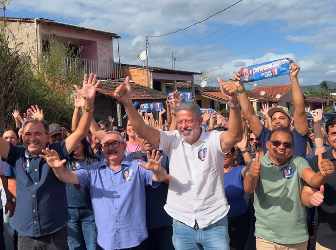 Tanque d’Arca recebe Arthur Lira em caminhada