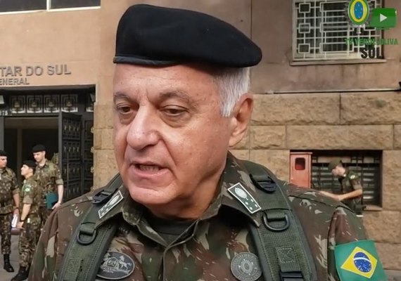 'Defendi a democracia', diz general acusado por bolsonaristas de ser informante de Moraes