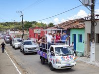 Durante o percurso pelas principais vias da cidade, a comitiva recebeu manifestações de apoio de moradores e comerciantes locais | Divulgação